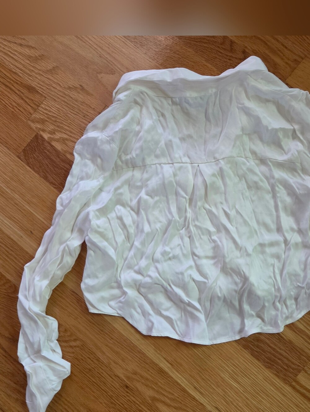 Zara Satin Effect Cropped Button Front Blouse Pearl White NWT S - Picture 4 of 4